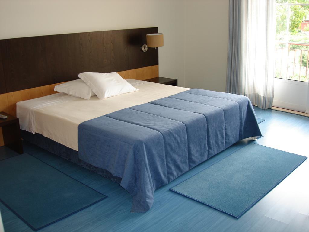 Hotel Rural Solar Das Freiras Figueiro Dos Vinhos Zimmer foto